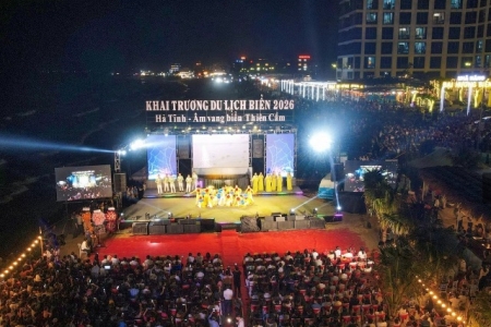Hà Tĩnh đón nửa triệu lượt khách, du lịch biển dẫn dắt tăng trưởng
