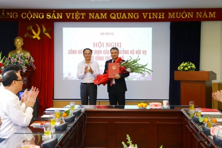 Bộ Nội vụ bổ nhiệm ông Đặng Đức Thuận giữ chức Phó Cục trưởng Cục Người có công