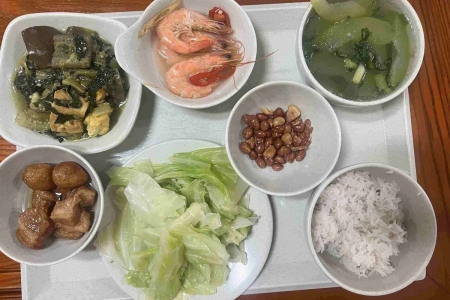Giảm cân hiệu quả nhờ thay đổi thứ tự ăn và ưu tiên protein
