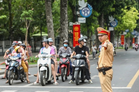 Hà Nội: Tạm cấm, hạn chế phương tiện trong nhiều khung giờ từ ngày 11-13/5
