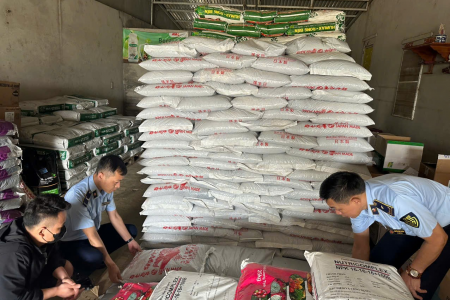 Sơn La: Xử phạt doanh nghiệp, buộc tiêu hủy 3,6 tấn phân bón không phép lưu hành