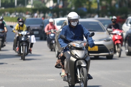 Thời tiết ngày 12/5: Hà Nội nắng nóng trước khi đón mưa dông, Nam Bộ tiếp tục oi bức
