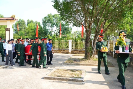 Quảng Trị: Lễ viếng, truy điệu và an táng 3 hài cốt liệt sĩ tìm thấy ở cao điểm 278