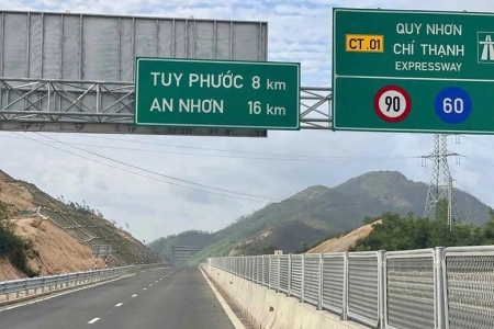Dồn lực hoàn thành cao tốc Quy Nhơn-Chí Thạnh trước 19/5