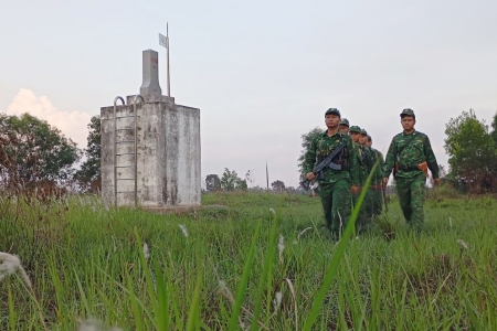 Bộ đội Biên phòng Tây Ninh học tập và làm theo Bác