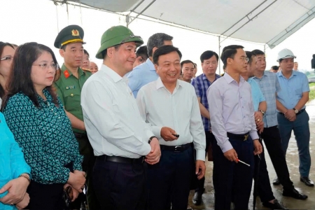 Đoàn công tác Quốc hội khảo sát thực địa Dự án đường sắt Lào Cai - Hà Nội - Hải Phòng