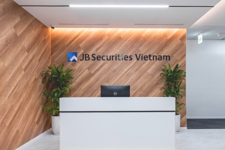 Chứng khoán JB Việt Nam bị xử phạt vì không báo cáo thông tin theo quy định