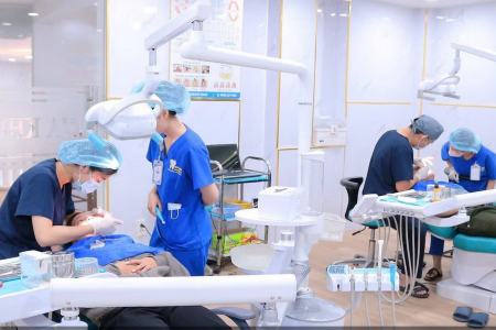 Hàng loạt cơ sở khám chữa bệnh ở TP.HCM bị phạt nặng, đình chỉ hoạt động vì hành nghề “chui”