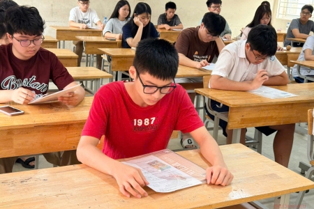 615 thí sinh vắng mặt trong ngày làm thủ tục dự thi lớp 10 Hà Nội
