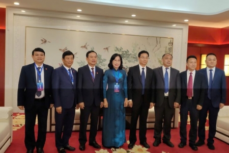 Lãnh đạo tỉnh Tây Ninh chào xã giao Thị trưởng Bặc Châu (Trung Quốc)
