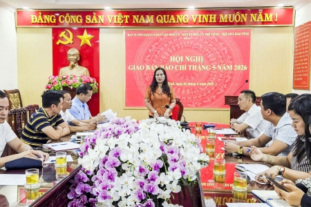 Giao ban báo chí tháng 6: Báo chí đồng hành cùng sự phát triển của tỉnh Ninh Bình