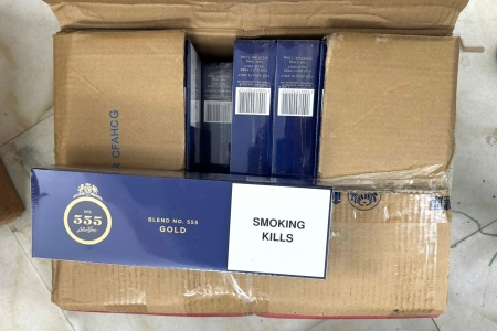 Hà Nội tạm giữ hơn 8.000 bao thuốc lá nhập lậu