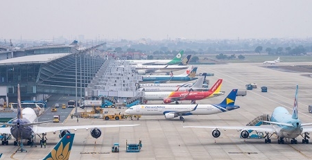 Nhiều chuyến bay tại Nội Bài tạm dừng hoạt động do hoạt động diều thả gần sân bay