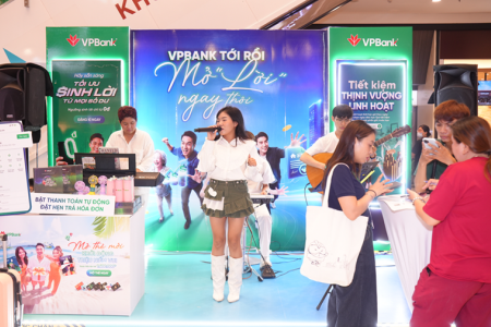 “VPBank tới rồi, mở “lời” ngay thôi” chào sân TP.HCM bằng chuỗi trải nghiệm ấn tượng