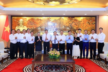 Tăng cường kết nối Hà Nội - Khăm Muồn, thúc đẩy đầu tư, thương mại và du lịch