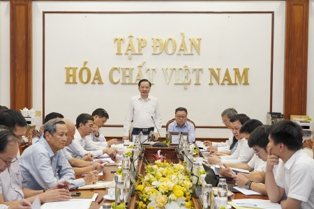 Vinachem tiến tới hoàn thiện định hướng phát triển công nghiệp vật liệu