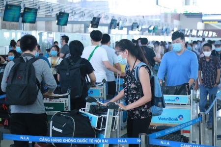 Chính phủ nới lỏng điều kiện và rút ngắn thời gian hủy bỏ tạm hoãn xuất cảnh do nợ thuế