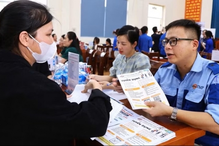 Hà Nội phát triển thị trường lao động số, phấn đấu 90% lao động có kỹ năng công nghệ