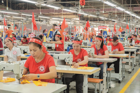 Dệt may xuất siêu 10 tỷ USD trong 6 tháng đầu năm nhờ điểm sáng từ thị trường Hoa Kỳ và EU