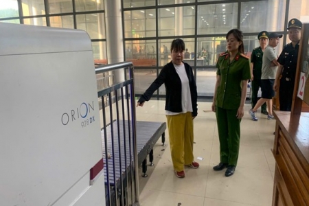 Quảng Ninh: Khởi tố đối tượng vận chuyển trái phép ngoại tệ qua M88sut.com Thể Thao Link Mới