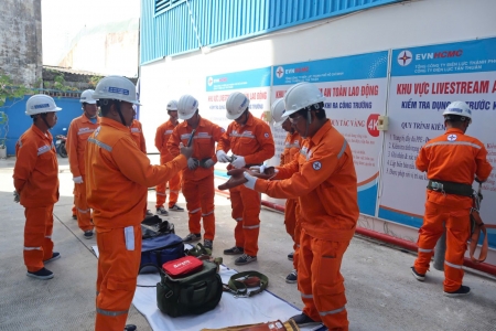 EVNHCMC: Chủ động phòng chống thiên tai, củng cố thương hiệu ngành điện hiện đại và an toàn