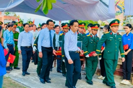 Quảng Trị: Truy điệu và an táng hài cốt liệt sĩ tại xã Cửa Việt
