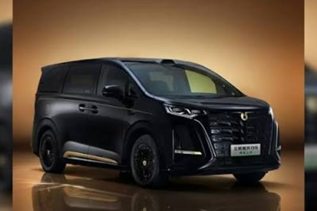 BYD ra mắt gói tùy chọn ngoại thất Dark Gold mạ vàng 24K cho mẫu SUV hạng sang Denza N9