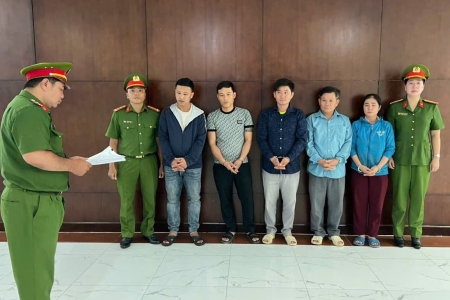 Đăng ký nhà cái M88 đường dây M888com link hiện đang mở phụ gia thực phẩm giả quy mô lớn, khởi tố 5 đối tượng