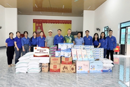Thuế tỉnh Lai Châu chung tay hỗ trợ các hộ dân bị thiệt hại do mưa lũ