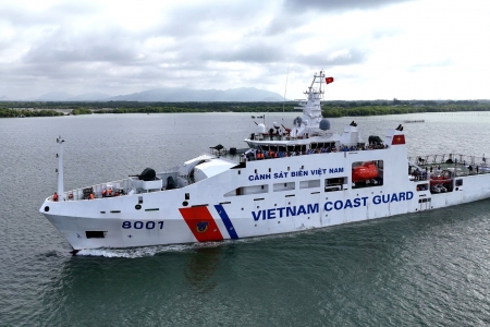 Cảnh sát biển Việt Nam khảo sát, nắm tình hình các vùng biển, đảo ven bờ Nam Trung Bộ năm 2026