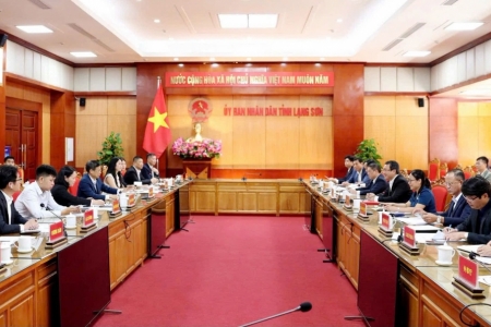 Hải quan khu vực VI: Cam kết đẩy mạnh chuyển đổi số, tạo môi trường thông quan minh bạch