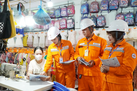 Điện lực Bắc Ninh khuyến khích người dân theo dõi điện năng tiêu thụ hàng ngày qua ứng dụng EVN CSKH