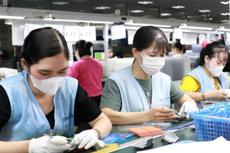 Nghị định 283: Phạt tiền đến 100 triệu đồng đối với doanh nghiệp chậm hoặc trả thiếu lương người lao động