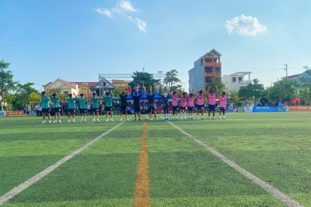 Bóng đá thiếu nhi thôn Thanh Đức (Ninh Bình): Từ sân chơi mùa hè đến những bài học trưởng thành