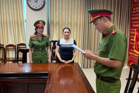 Cần Thơ: Khởi tố chủ hộ kinh doanh buôn bán hơn 1.100 sản phẩm giả mạo nhãn hiệu