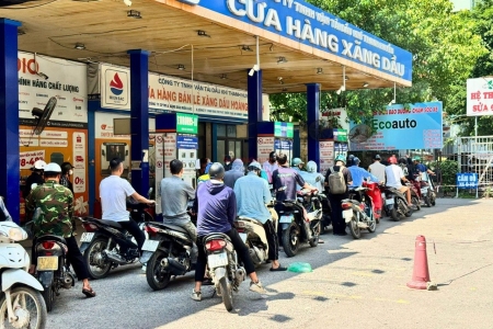 Giá xăng dầu hôm nay 11/8: Giá dầu thế giới tăng 5%