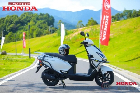 Xe tay ga Honda 125cc mới, giá từ 35,6 triệu đồng