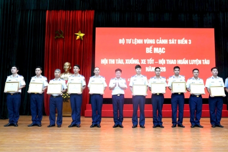 Bộ Tư lệnh Vùng Cảnh sát biển 3 bế mạc Hội thi tàu, xuồng, xe tốt - Hội thao huấn luyện tàu năm 2026