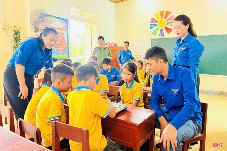 Ninh Bình triển khai Đề án đồng hành với thanh thiếu nhi vùng biên giới