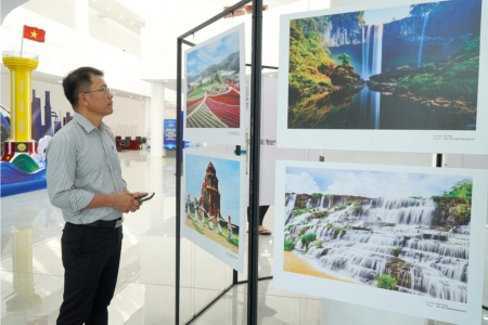 Triển lãm ảnh “Giao thoa văn hóa Nam Trung Bộ - Tây Nguyên” giới thiệu sắc màu văn hóa vùng miền