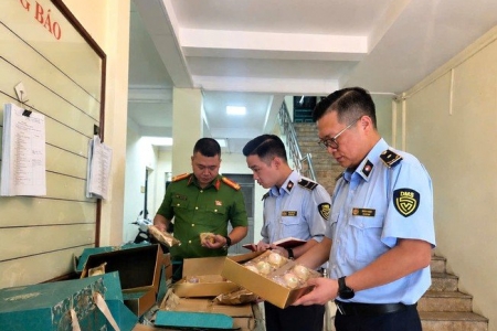Hà Nội: Tạm giữ gần 800 bánh Trung thu không rõ nguồn gốc