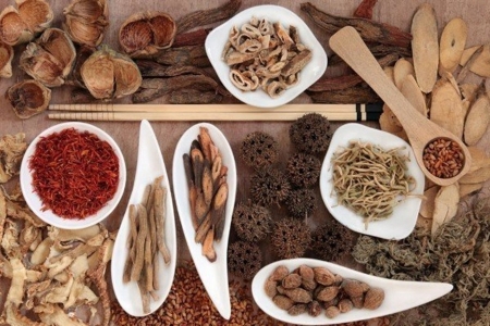 Ghi nhận 7 triệu lượt khám chữa bệnh bằng y học cổ truyền và chi trả bảo hiểm y tế cho hàng trăm vị thuốc