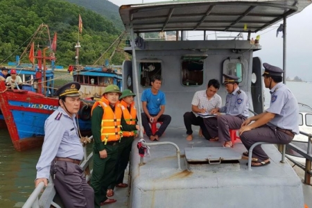 Hà Tĩnh: Phát động “Tháng cao điểm” chống khai thác IUU, quyết tâm cùng cả nước gỡ “thẻ vàng”