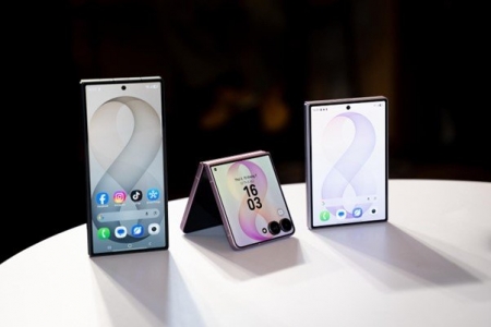 Giá bộ ba Samsung Galaxy Gập mới sau mở bán: Chọn Z Fold8, Z Fold8 Ultra hay Z Flip8?