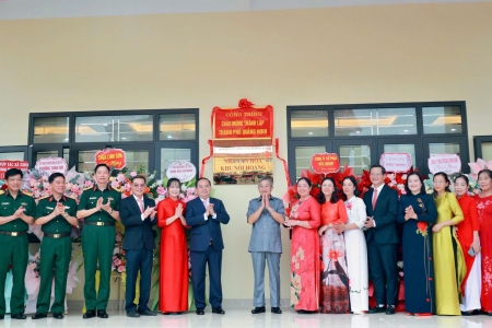 Bí thư Tỉnh uỷ Quảng Ninh dự lễ khánh thành, khởi công các công trình chào mừng thành phố Quảng Ninh
