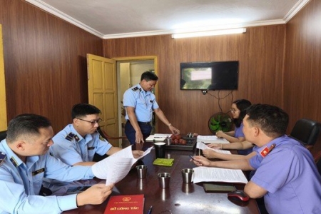 Lào Cai: Tăng cường phối hợp giữa Quản lý thị trường và Viện kiểm sát trong bảo vệ quyền lợi người tiêu dùng