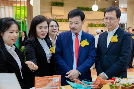 Lô thịt gà chế biến đầu tiên của Việt Nam chính thức xuất khẩu sang Hàn Quốc