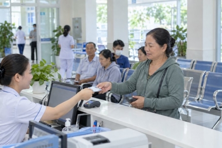 Cà Mau triển khai giá dịch vụ khám, chữa bệnh tại các cơ sở y tế công lập