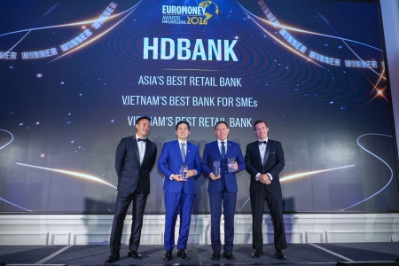 Danh hiệu “Ngân hàng Bán lẻ tốt nhất châu Á” lần đầu tiên được trao cho một ngân hàng Việt Nam
