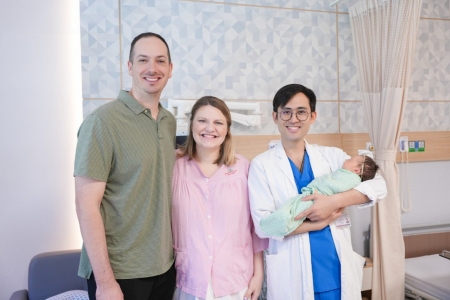 IVF Hồng Ngọc: Trung tâm hỗ trợ sinh sản chuẩn quốc tế tại Hà Nội